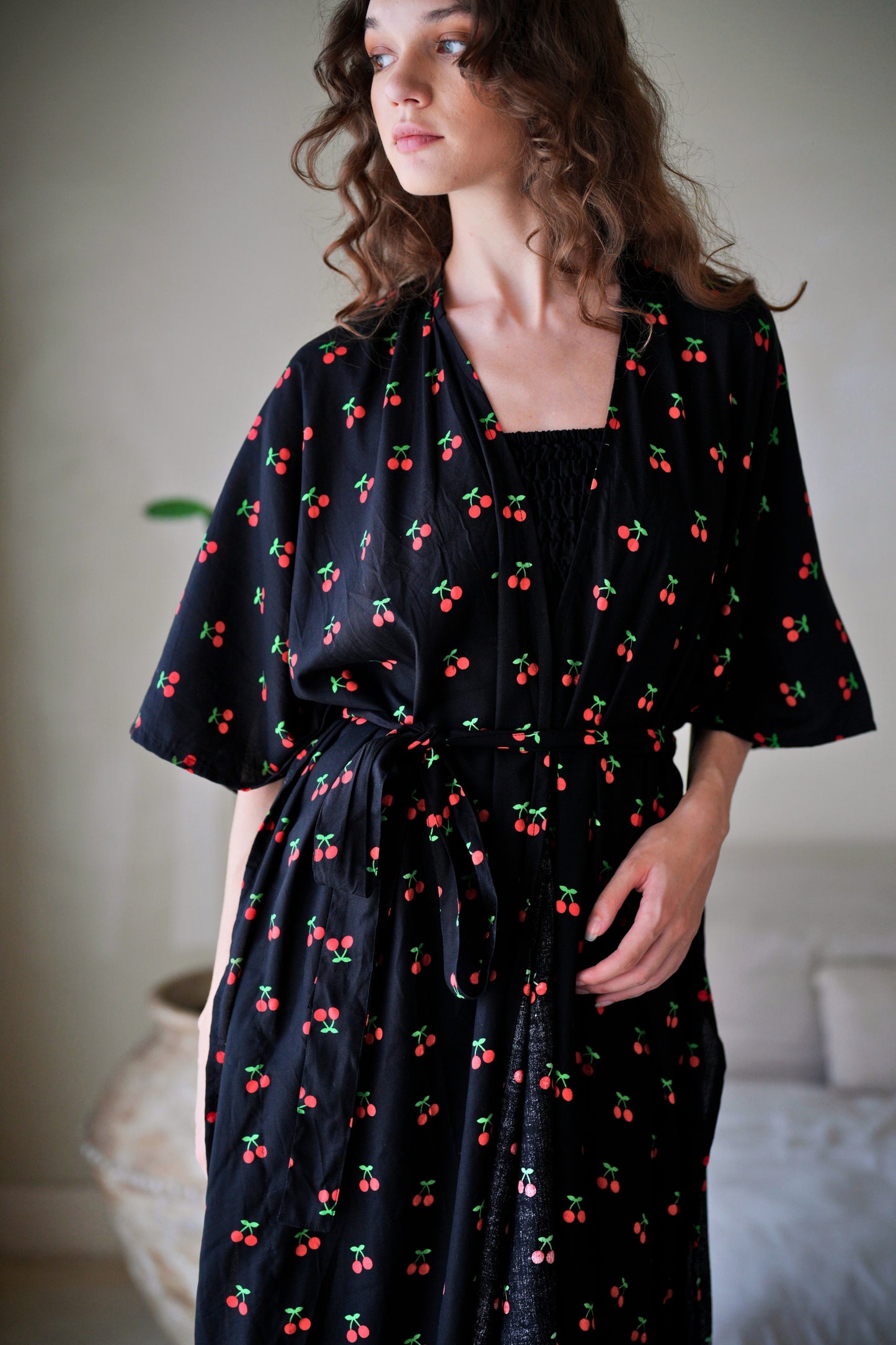 Nostalgic Cherry-Print Travel Kimono Duster