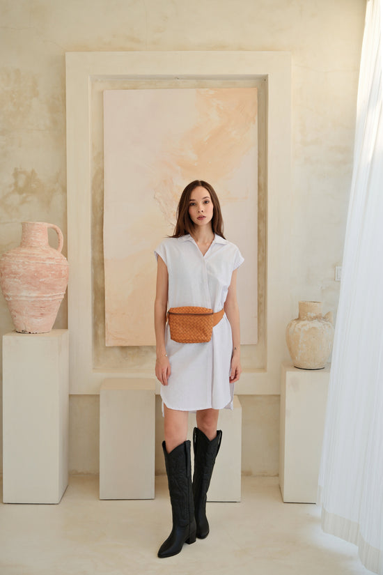 Load image into Gallery viewer, Francesca Handwoven Leather Belt Bag
