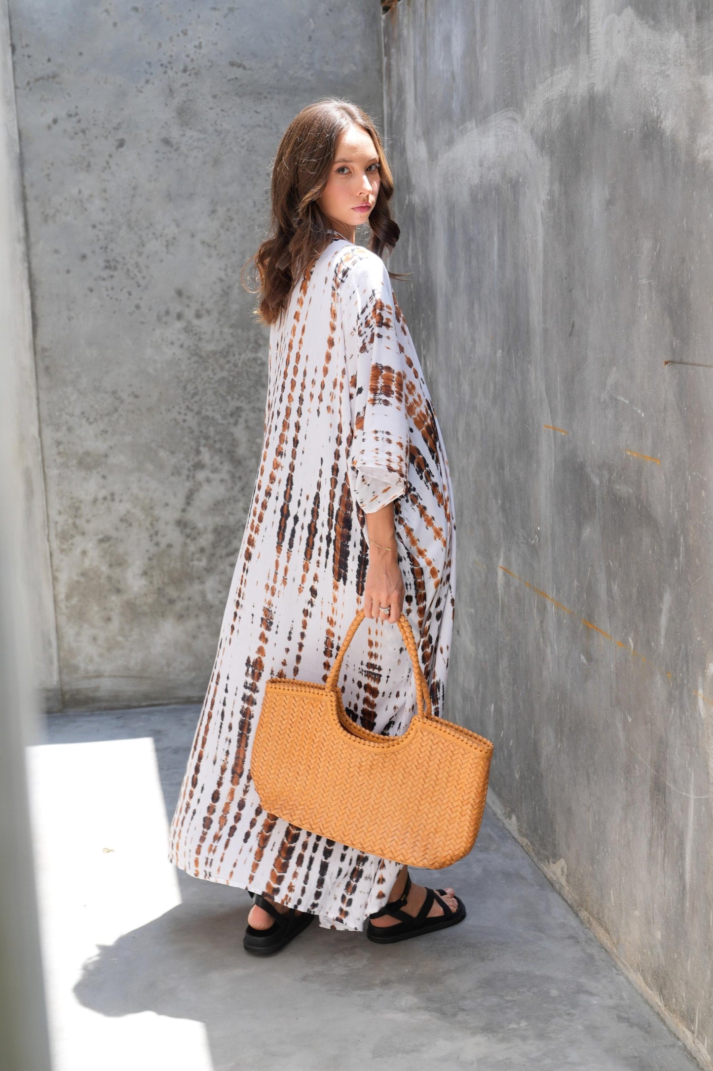 Jolene Handwoven Leather Tote in Tan