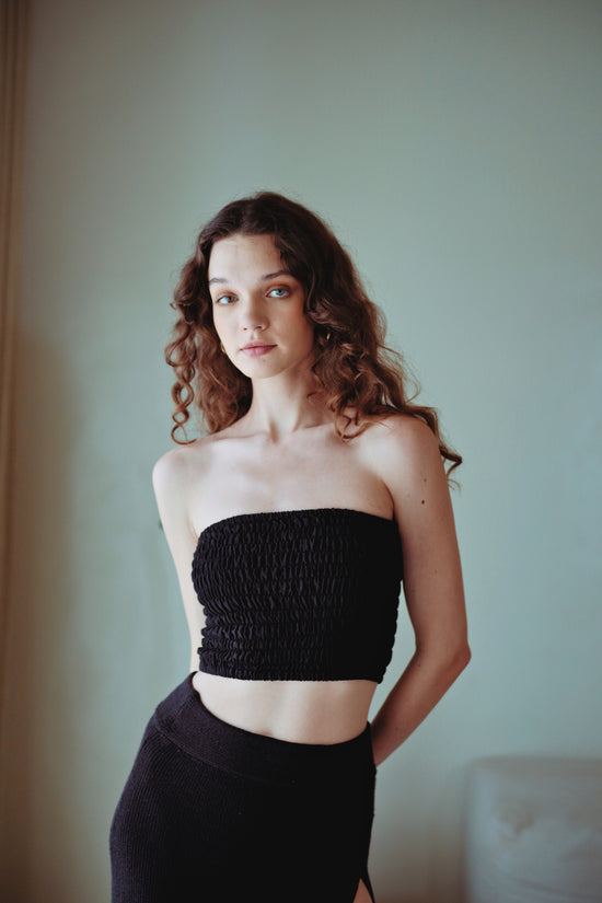 Load image into Gallery viewer, Judith Smocked and Ruffle Tube Top
