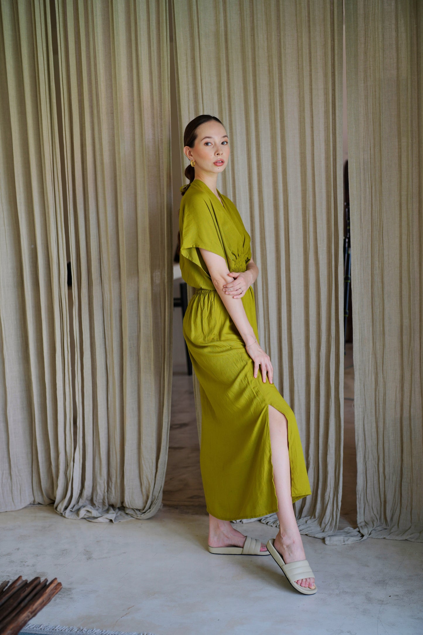 Load image into Gallery viewer, Olivia Maxi Dress in Lime Green
