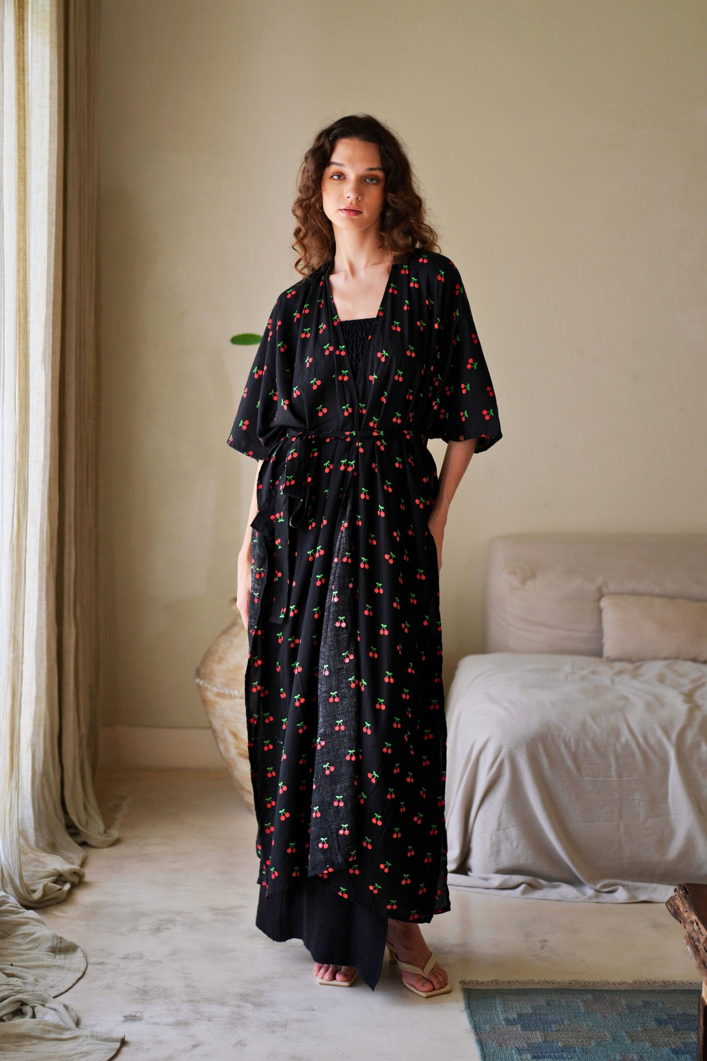 Nostalgic Cherry-Print Travel Kimono Duster