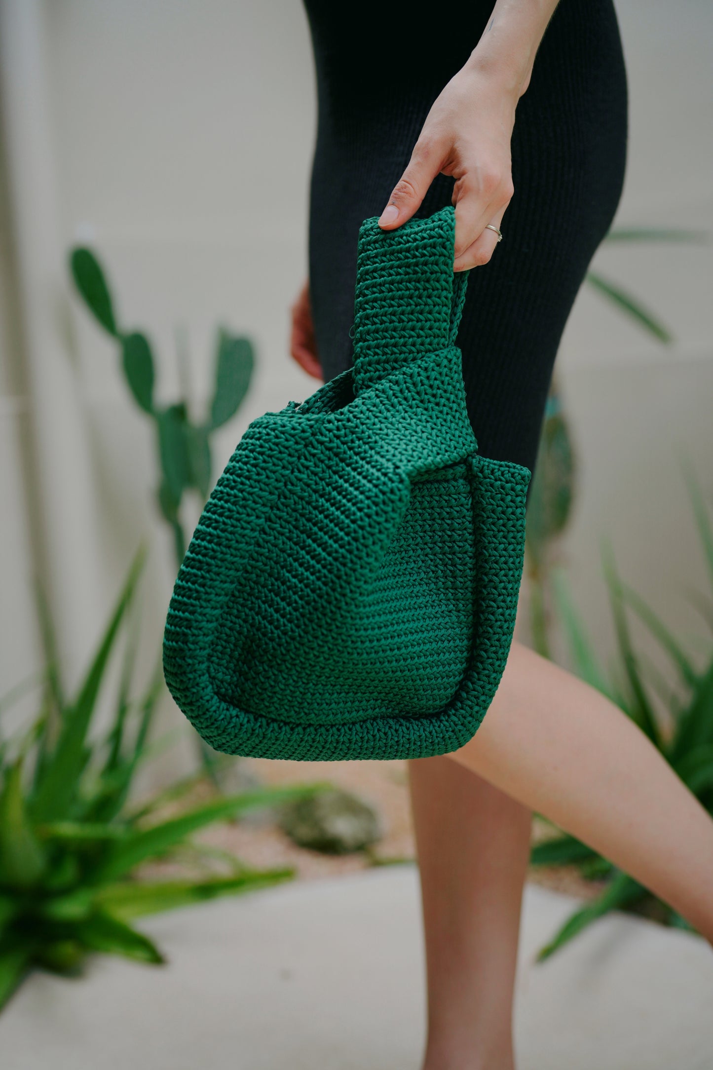 Mackenzie Knit Clutch in Emerald