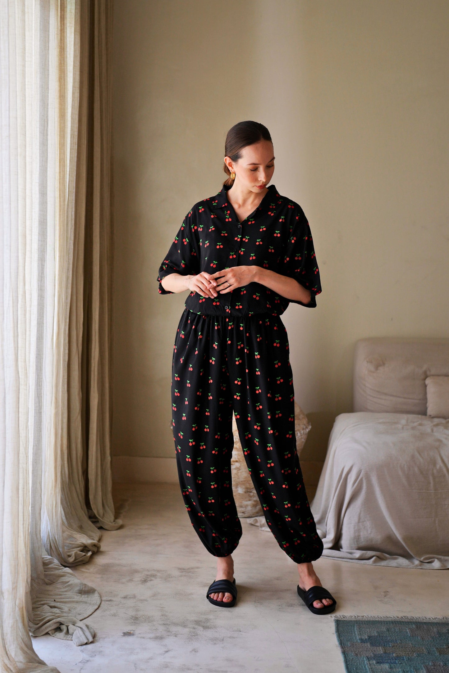 Nostalgic Cherry-Print Balloon Pants
