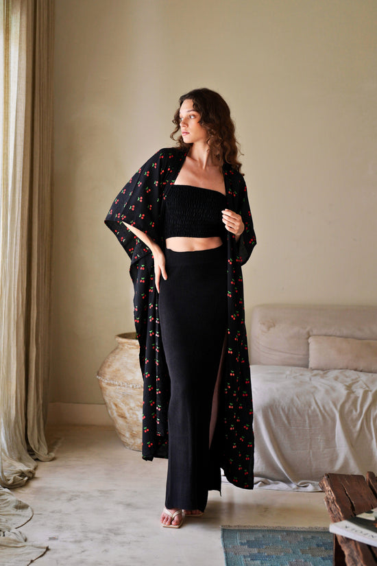 Nostalgic Cherry-Print Travel Kimono Duster