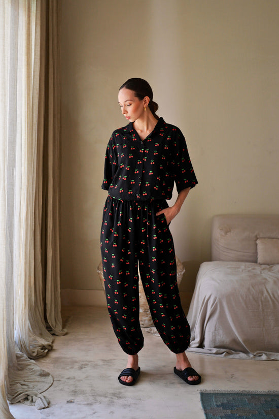 Nostalgic Cherry-Print Balloon Pants