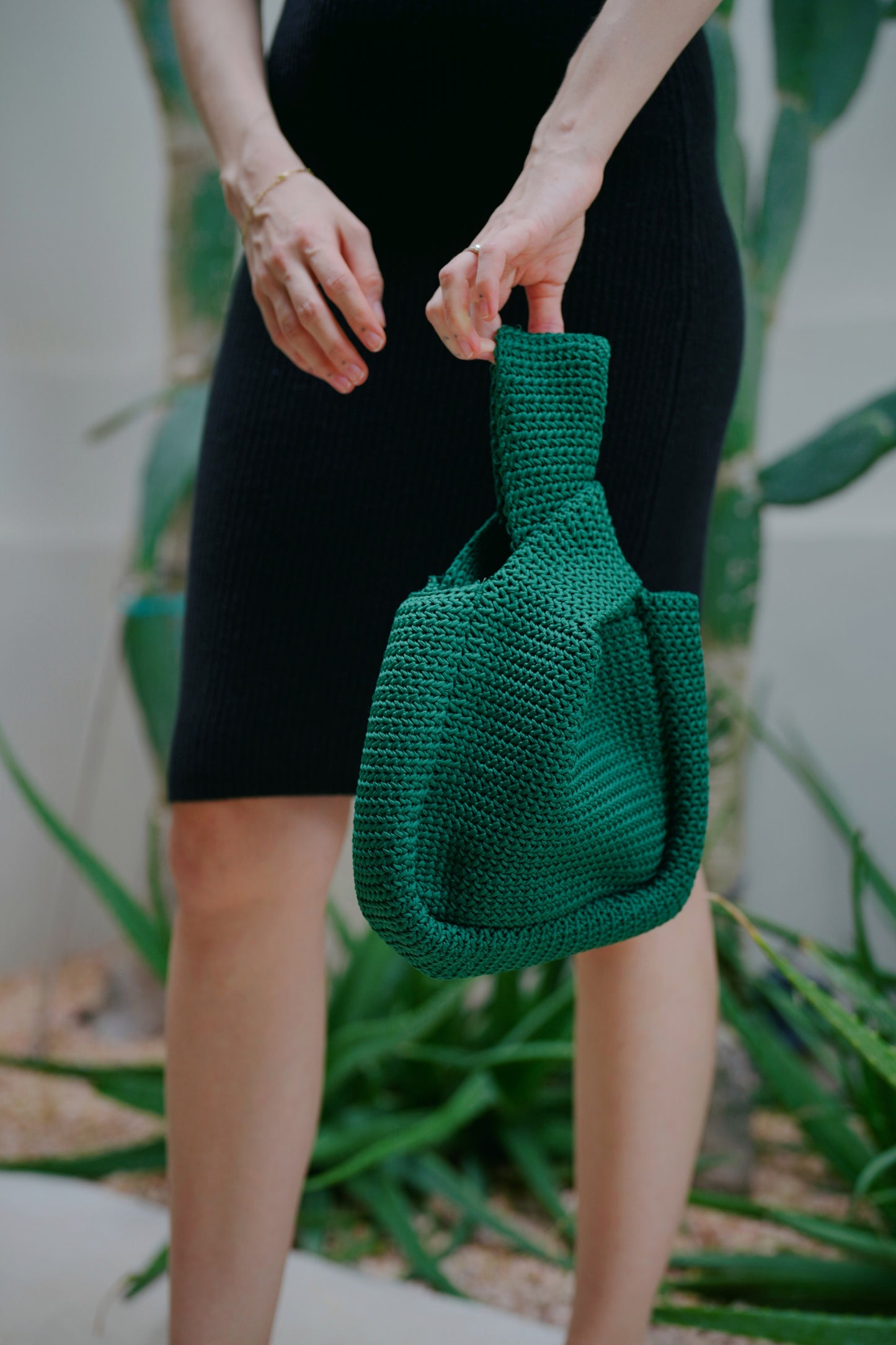 Mackenzie Knit Clutch in Emerald