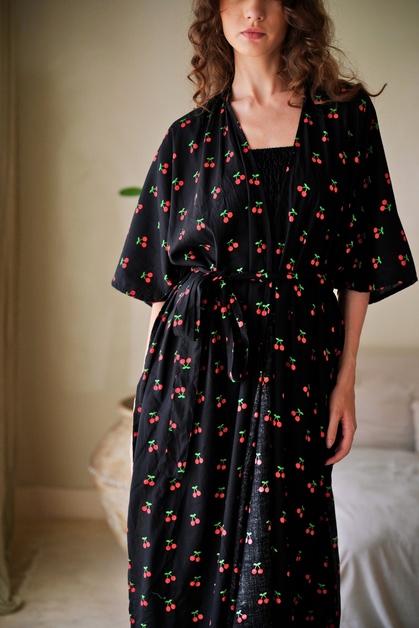 Nostalgic Cherry-Print Travel Kimono Duster