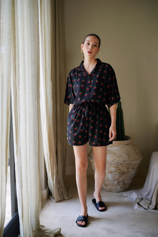 Nostalgic Cherry-Print Travel Button-Up Shirt