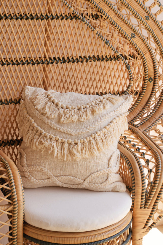 Leía Organic Cotton Fringe Throw Pillow Cover