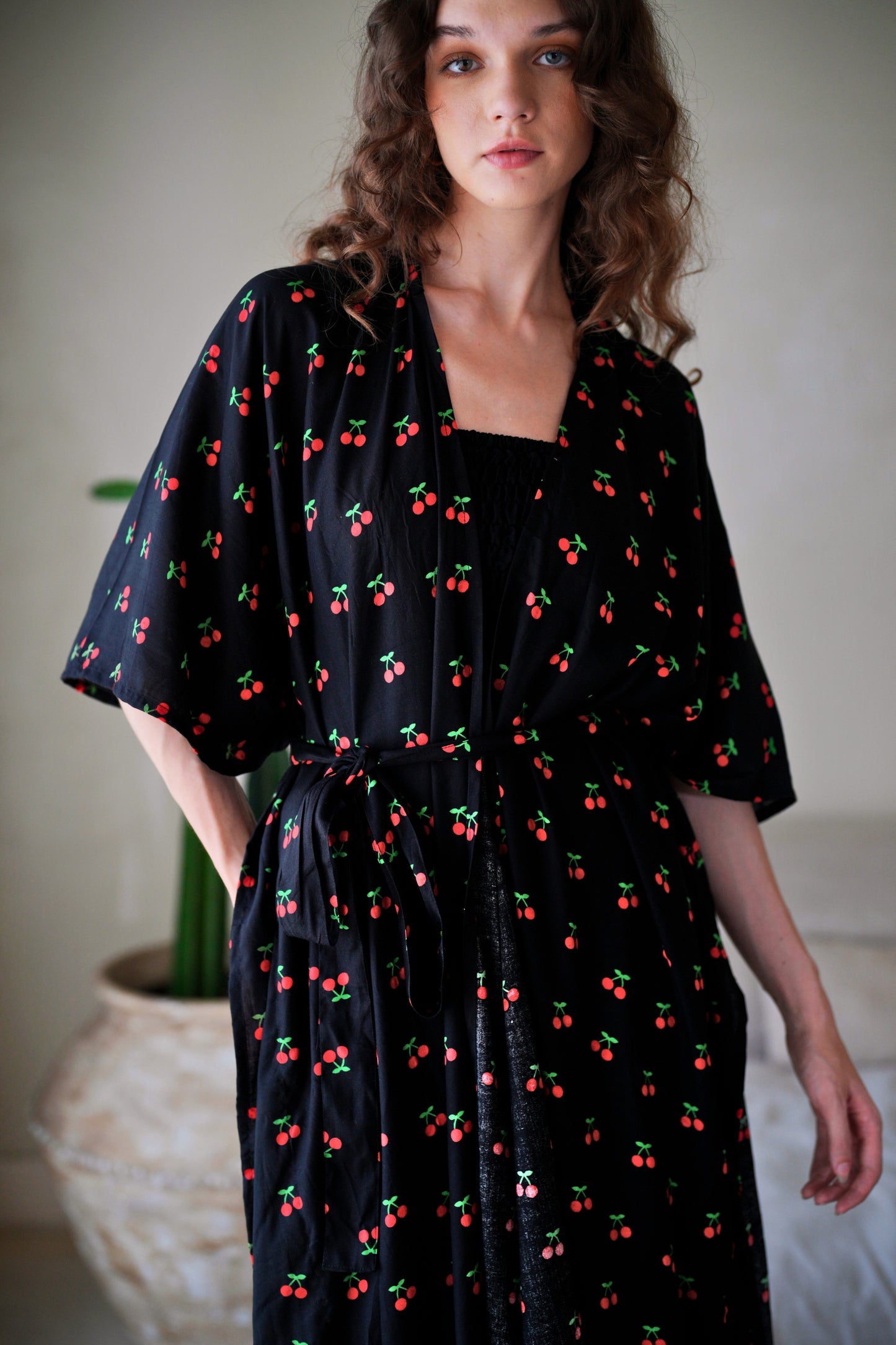 Nostalgic Cherry-Print Travel Kimono Duster