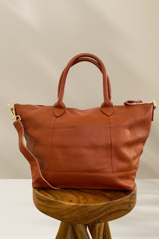 Load image into Gallery viewer, Ellie Handmade Leather Tote in Sienna
