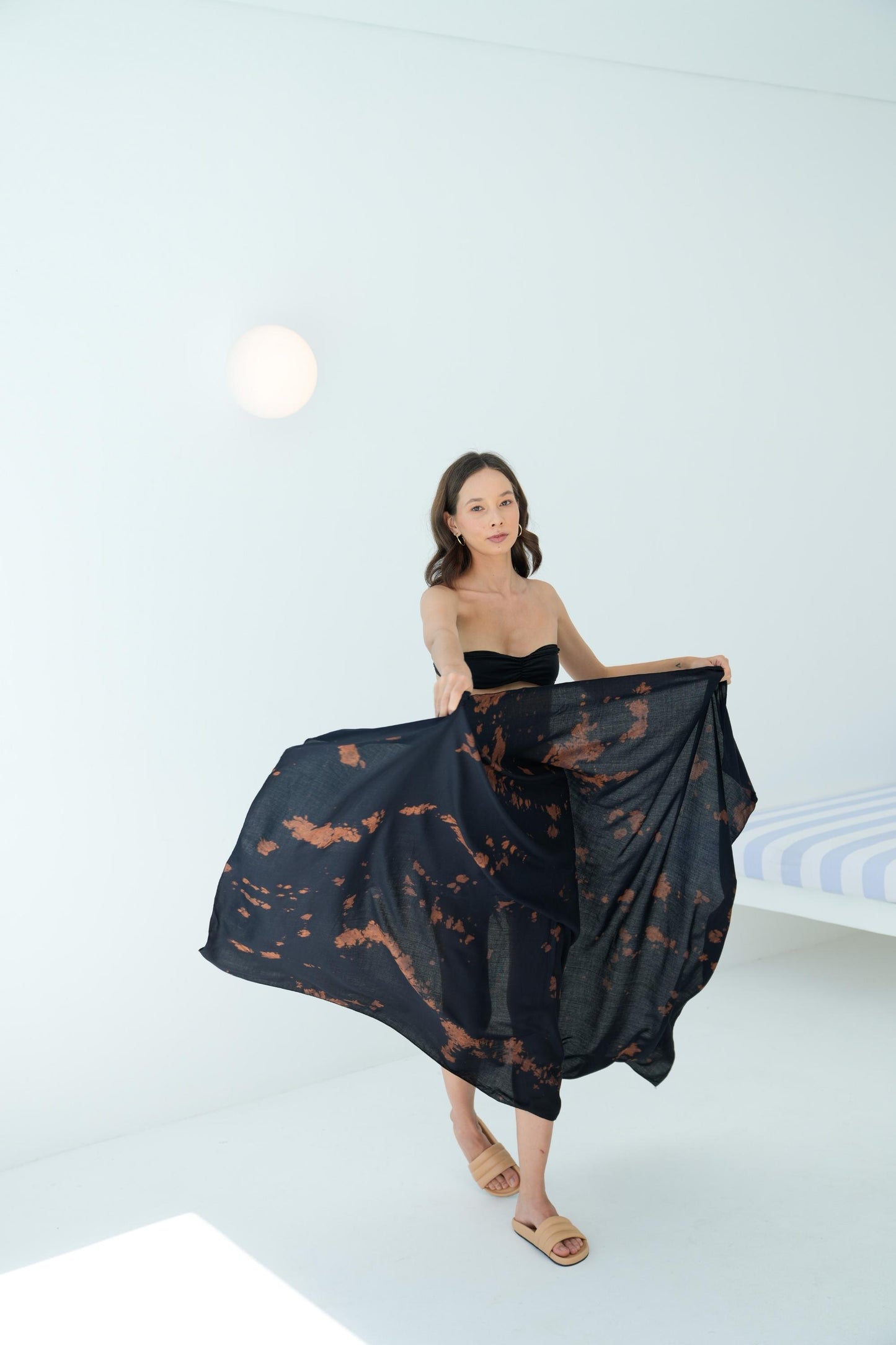 Load image into Gallery viewer, Martha Beach Hand Dyed Sarong in Black

