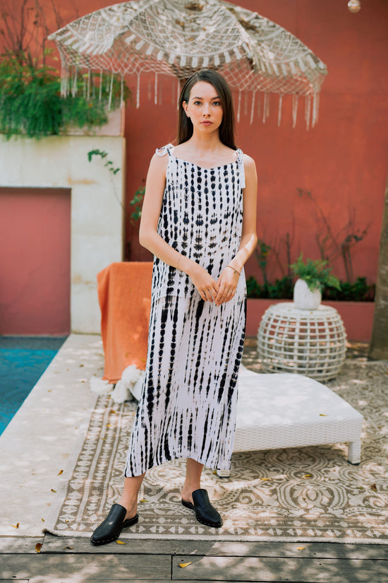 Alice Maxi Dress in White & Black Tie Dyed