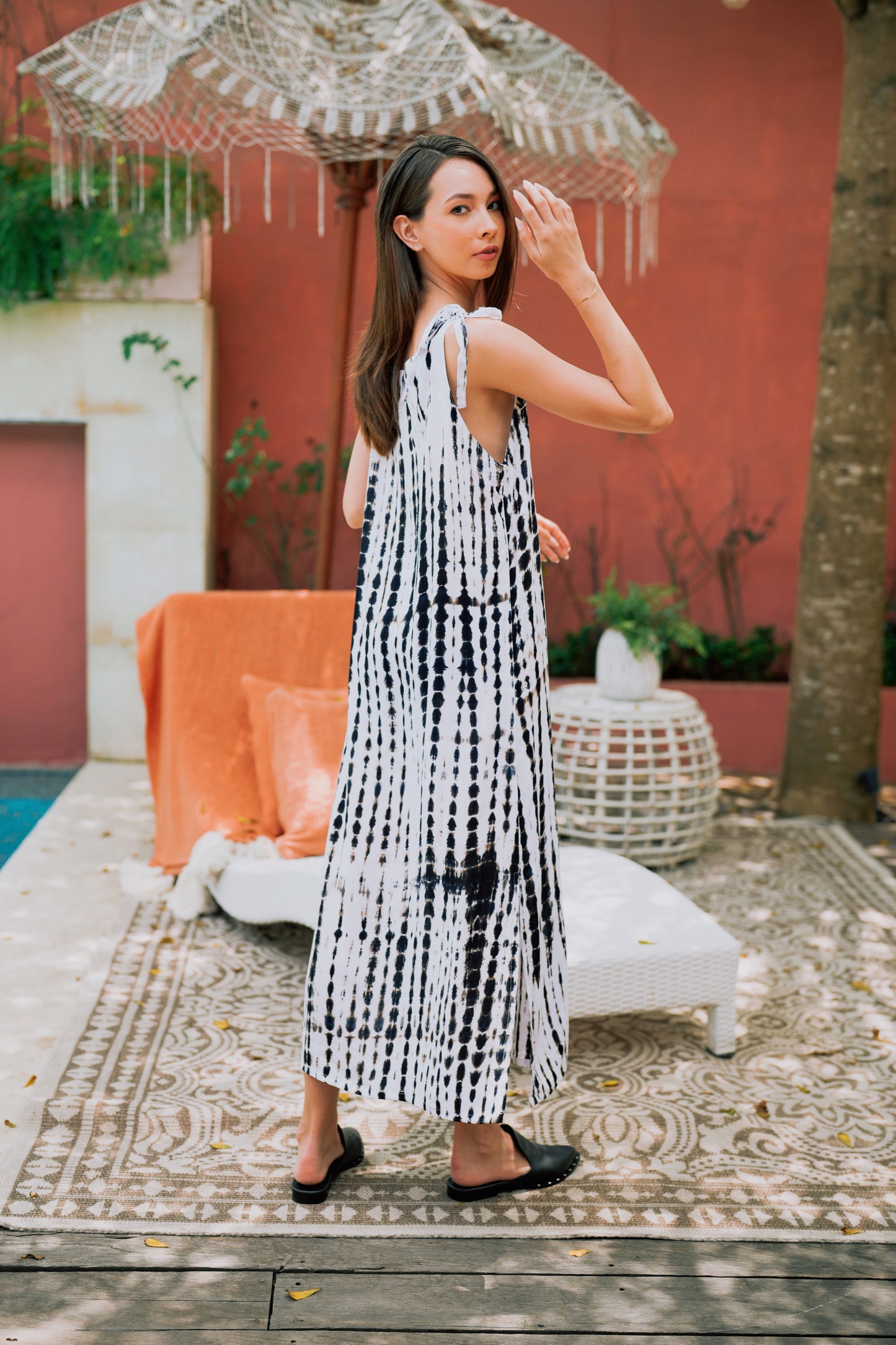 Alice Maxi Dress in White & Black Tie Dyed