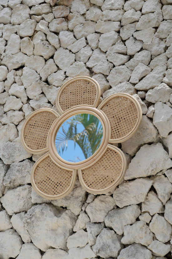 Big Daisy Flower Rattan Wall Mirror