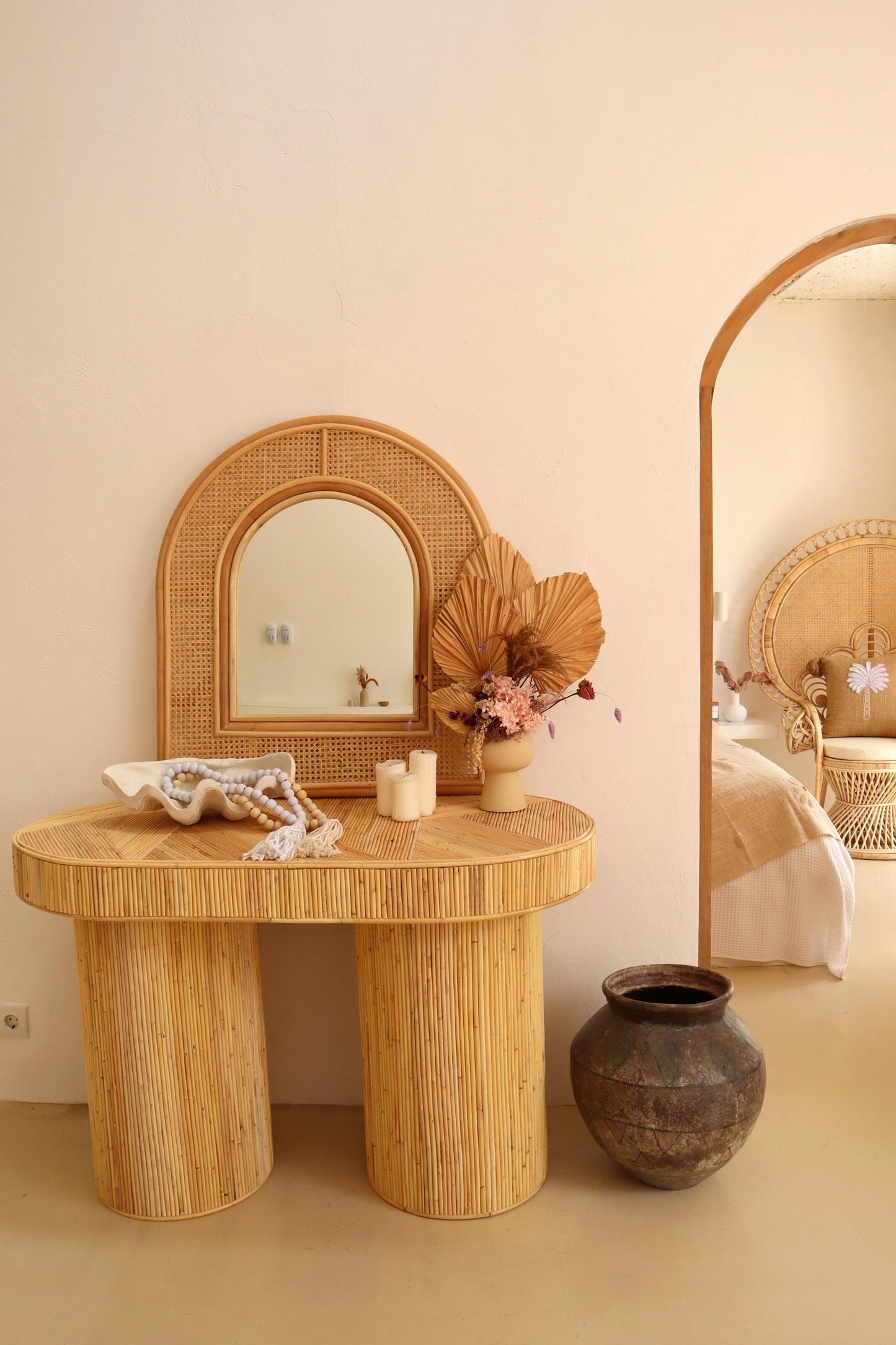 Davina Console table