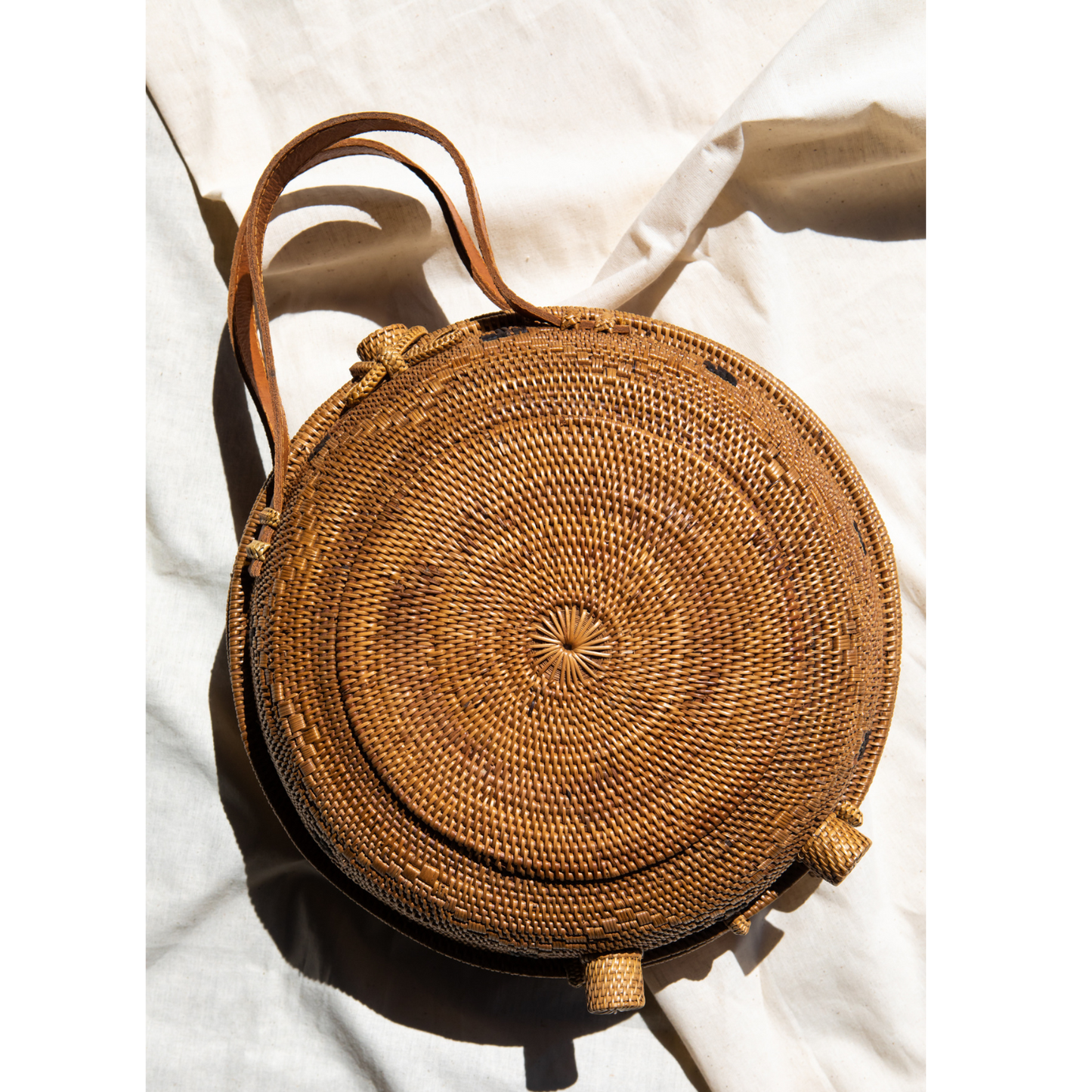 Load image into Gallery viewer, Emma Oversized Rattan Round Satchel
