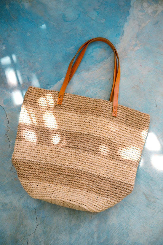 Load image into Gallery viewer, Esther White Striped Premium Raffia Tote
