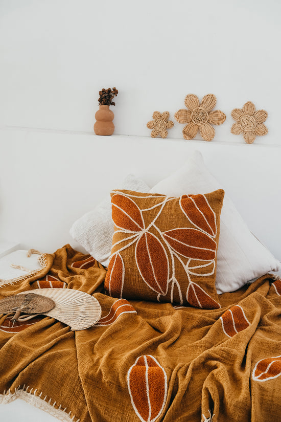 Rattan Flowers Wall Decor Set