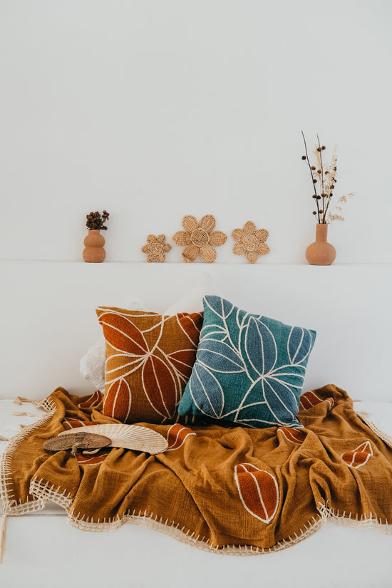 Rattan Flowers Wall Decor Set