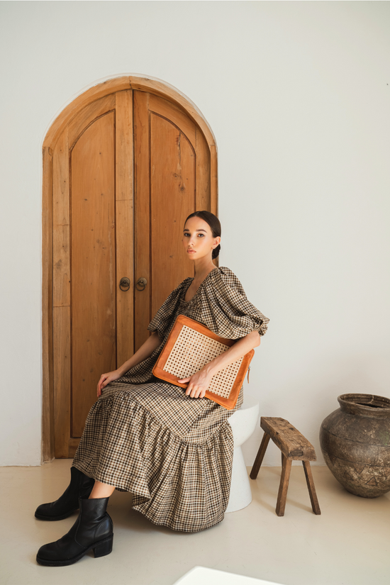 Ivy Oversize Rattan Clutch - Camel