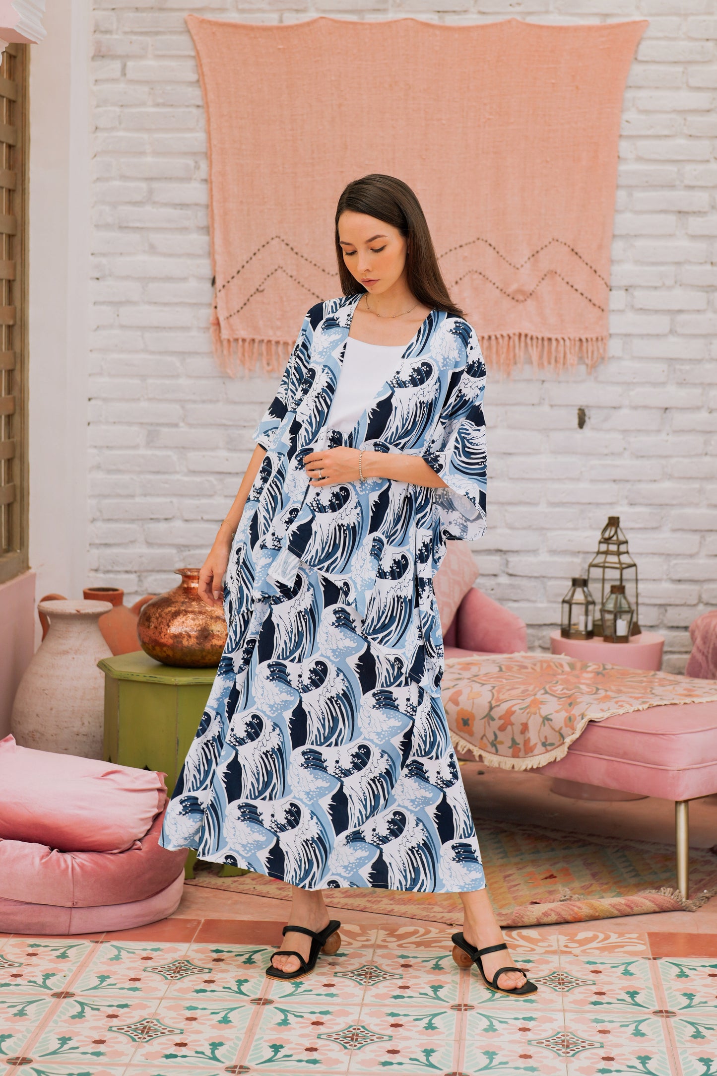 Load image into Gallery viewer, Leilani Short Kimono Top in Japanese blue wave

