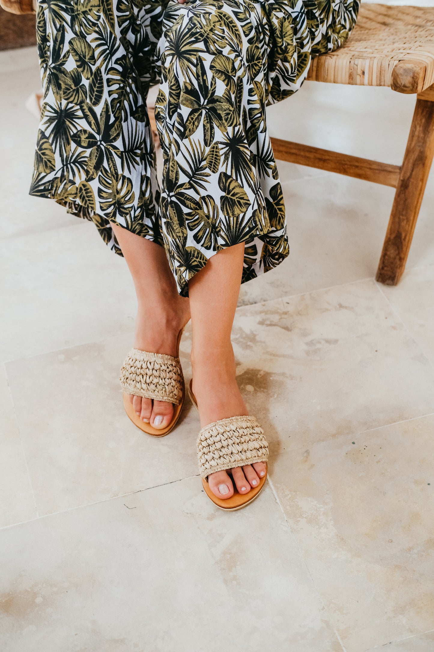 Load image into Gallery viewer, Lexi Raffia Handwoven Slide Sandal (Made to Order)
