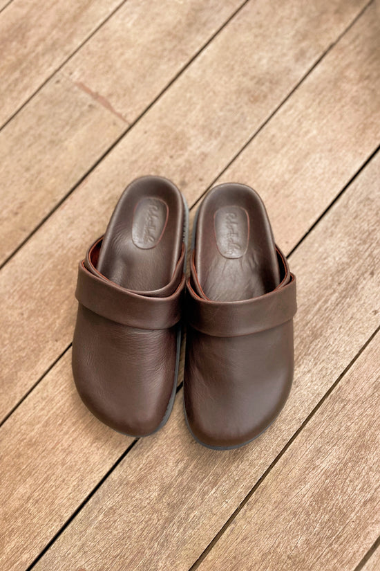 Lia Leather Mule In Brown
