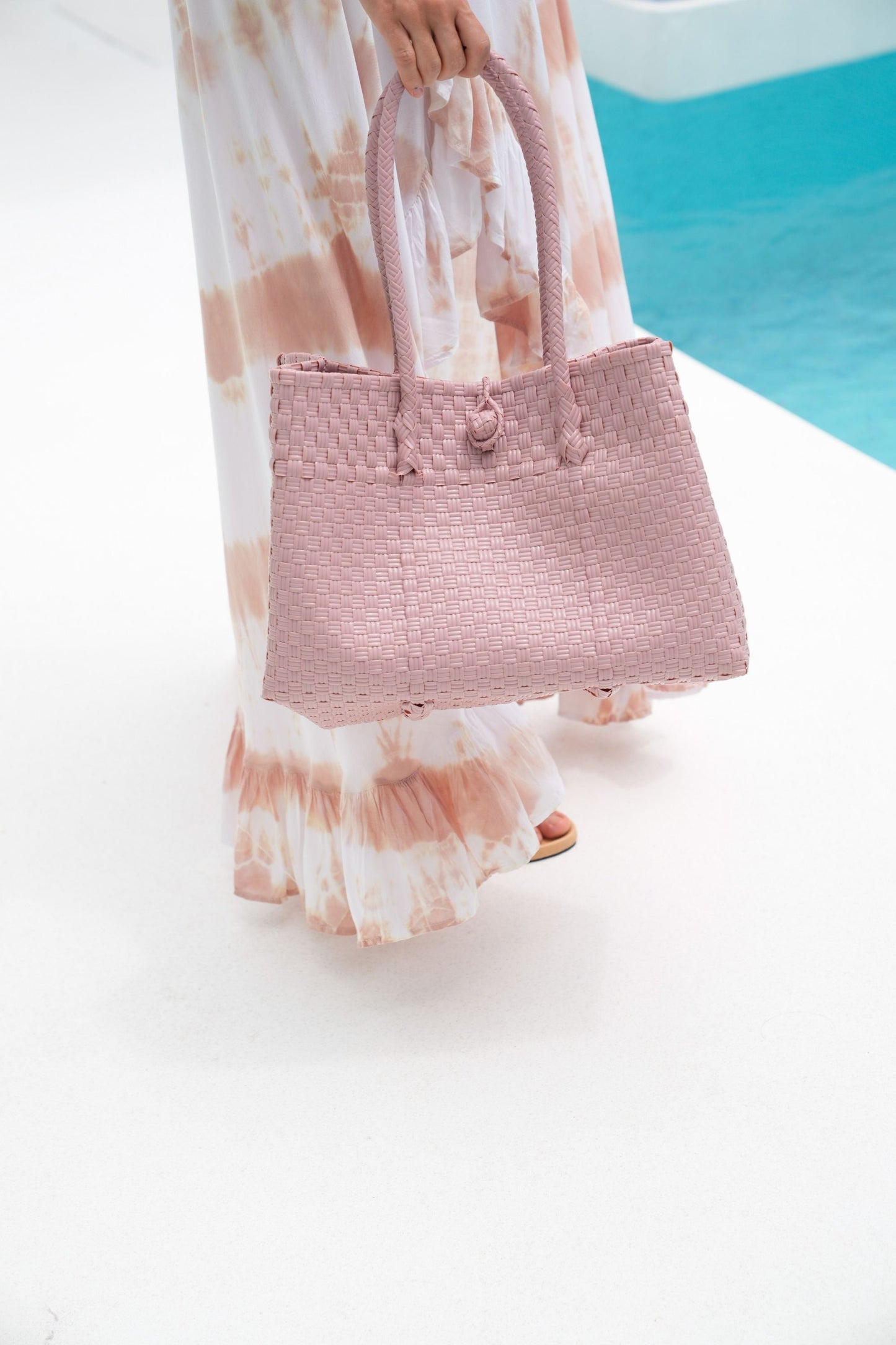 Lola Recycled Plastic Woven Tote Large - Dusty Pink