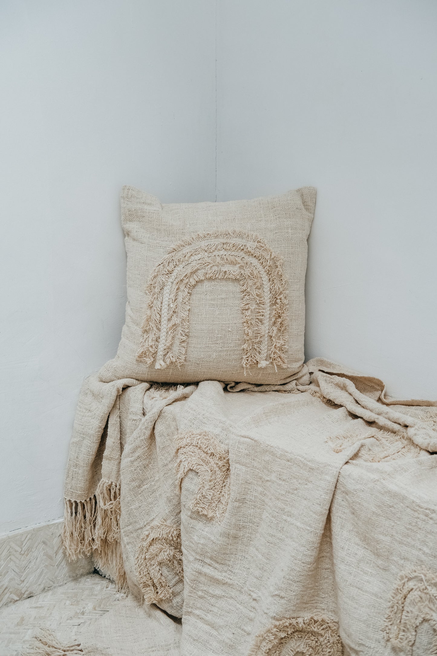 Rainbow bed on sale throw