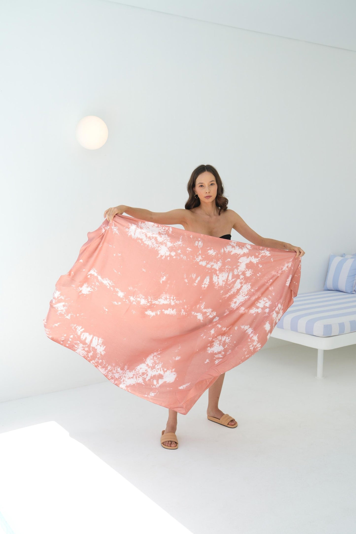 Load image into Gallery viewer, Martha Beach Hand Dyed Sarong in Pink

