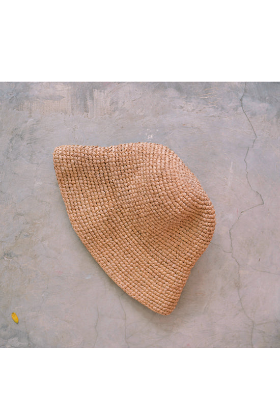 Load image into Gallery viewer, Millie Handwoven Raffia Straw Hat - Natural
