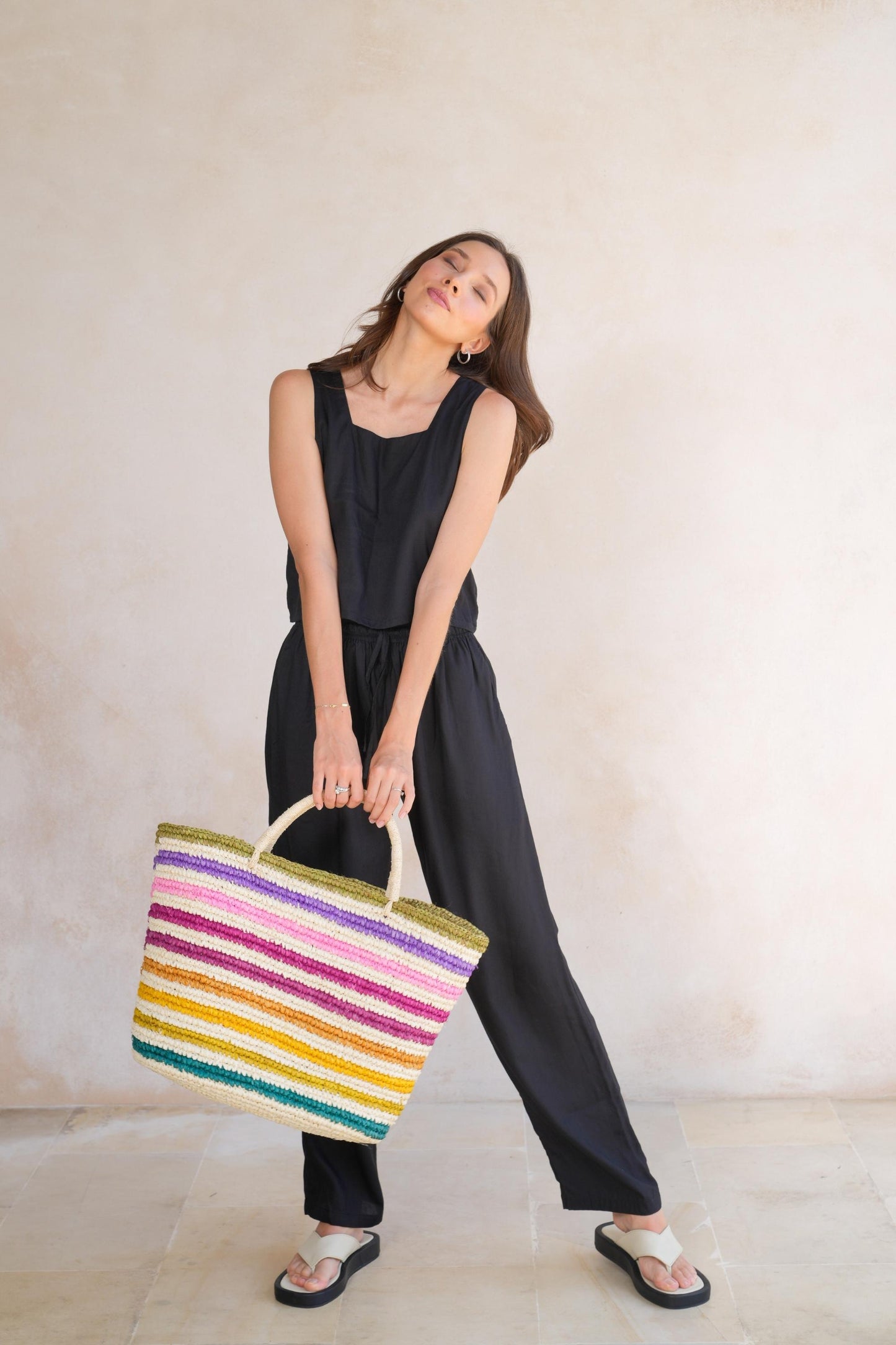 Load image into Gallery viewer, Rainbow Handwoven Color Strips Raffia Tote
