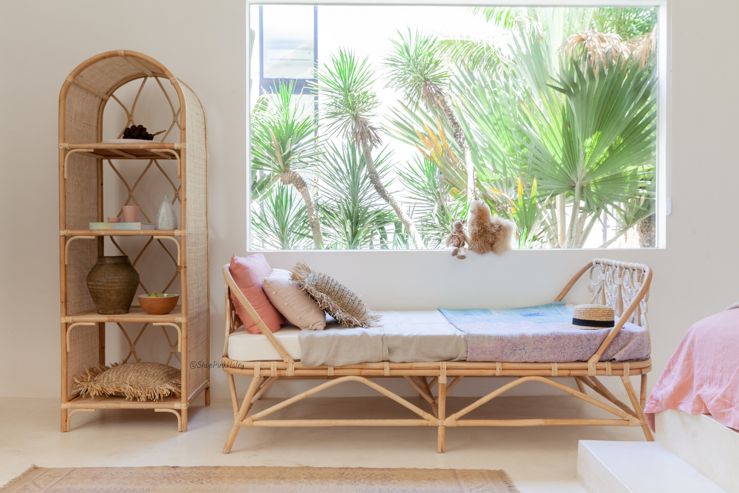 Rivera Swirl Rattan Daybed