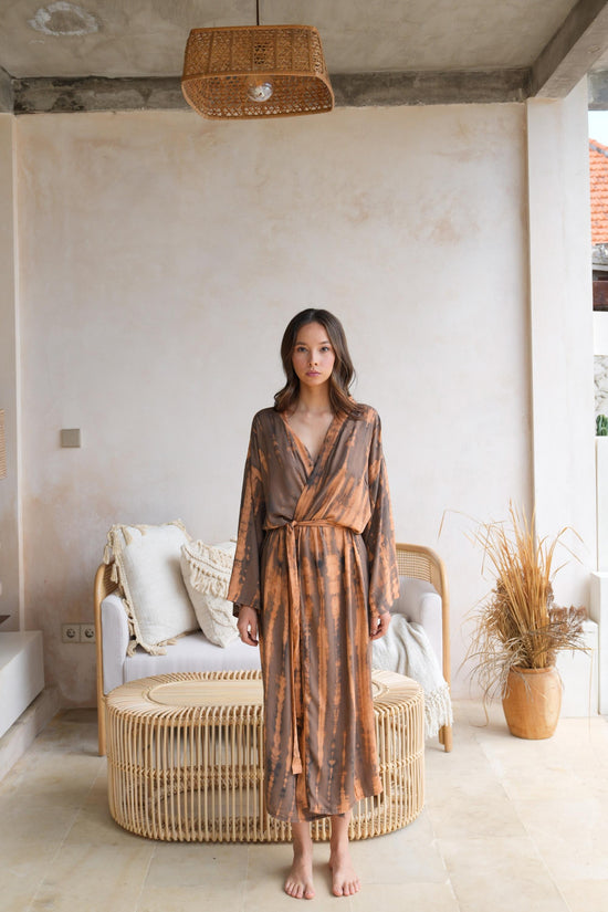 Load image into Gallery viewer, Sara Hand Dyed Kimono in Ginger
