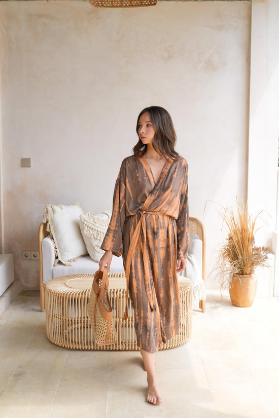 Load image into Gallery viewer, Sara Hand Dyed Kimono in Ginger
