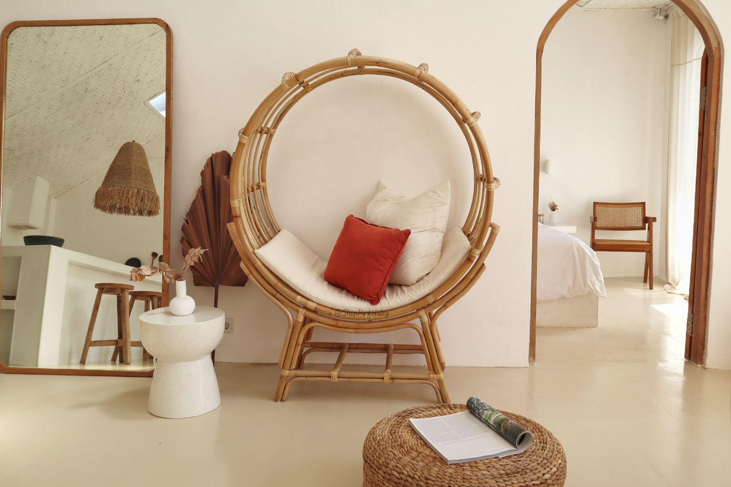 The Circle Ring Hanging Chair with Stand