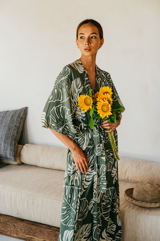 Tropical Palm Leaf Kimono in Green
